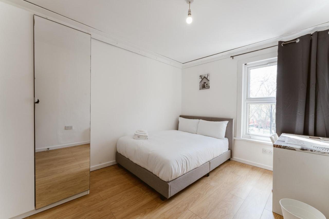 Mile End Double Rooms 27 Guest House 런던 외부 사진